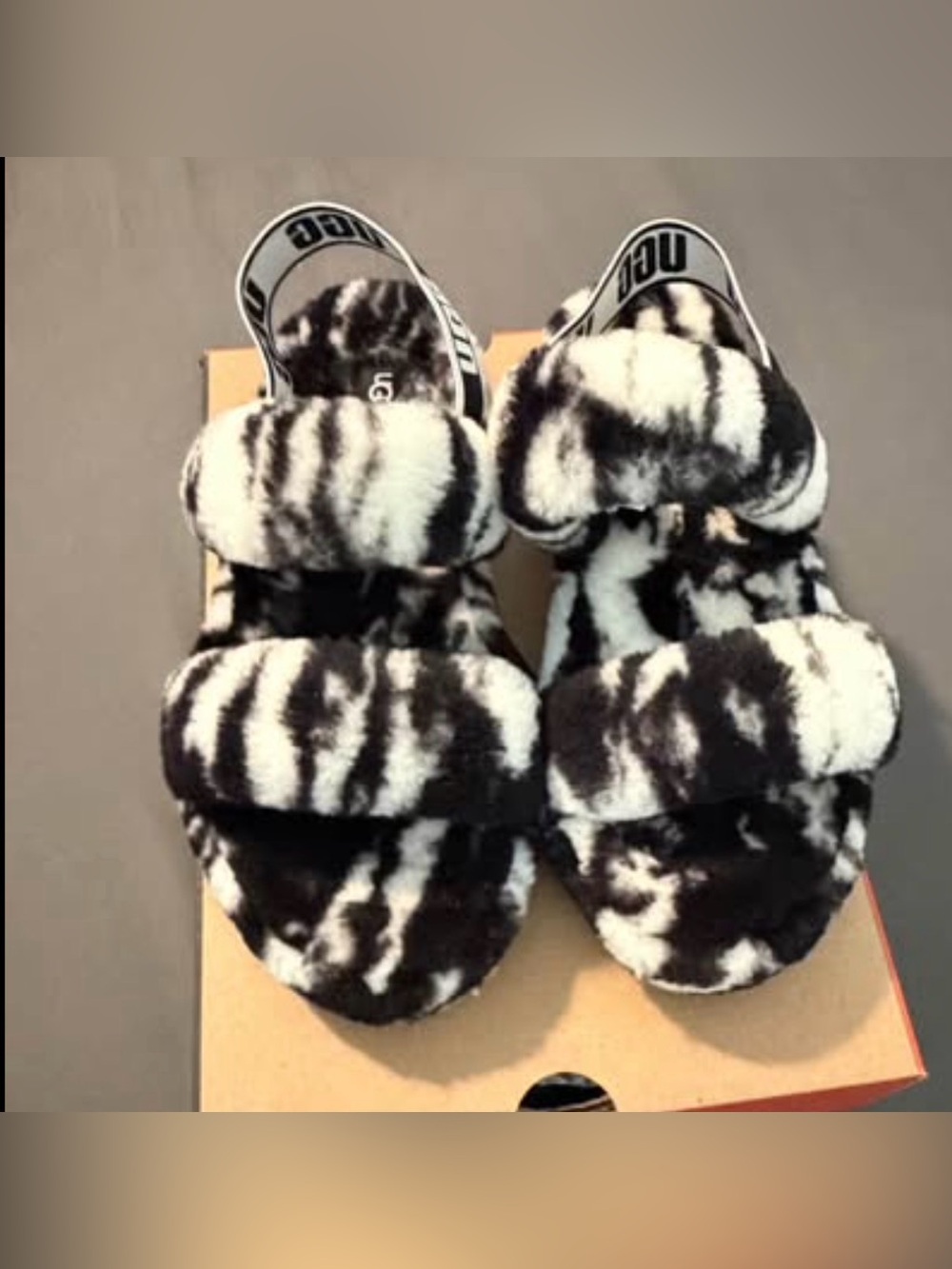 Women’s Ugg “Oh Yeah” Slides